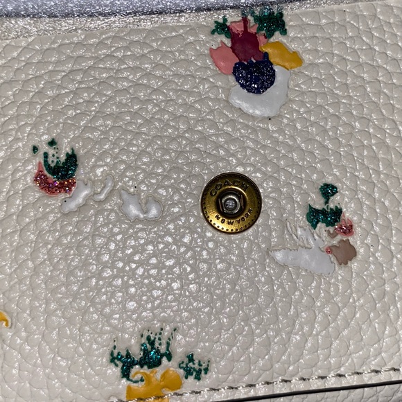 COACH WYN SOFT PEBBLE LEATHER WALLET WITH PAINT DAB FLORAL PRINT - Picture 9 of 12